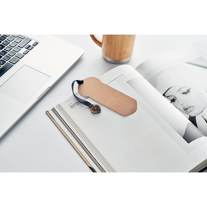 Paper bookmark